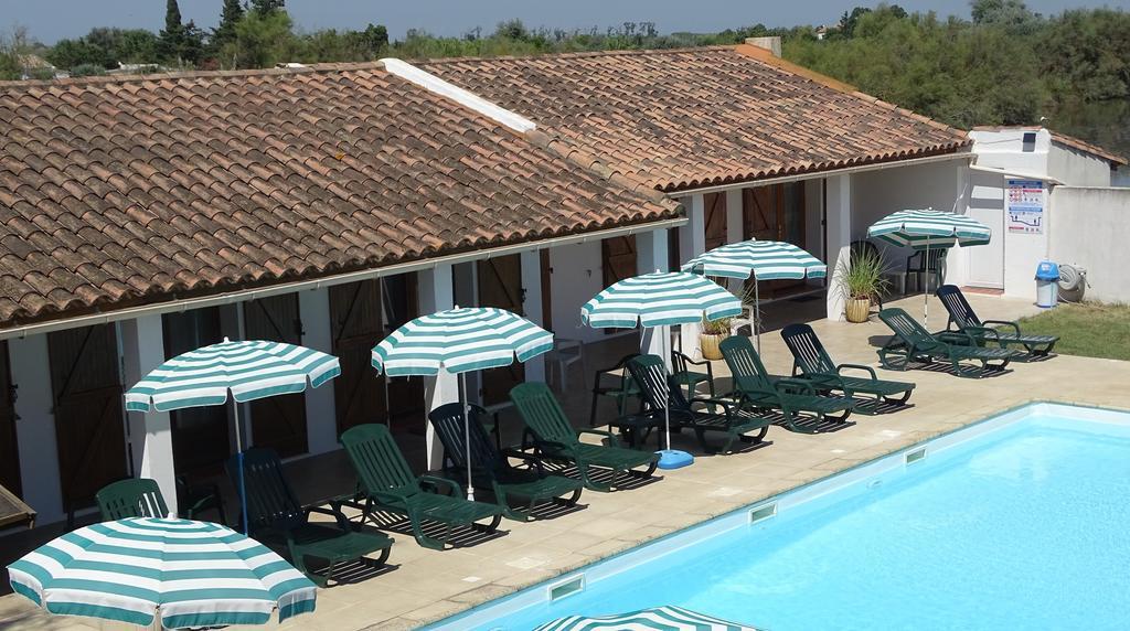 Auberge De La Fadaise Saintes-Maries-de-la-Mer Exteriör bild