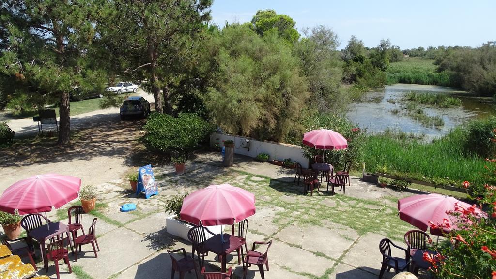 Auberge De La Fadaise Saintes-Maries-de-la-Mer Exteriör bild